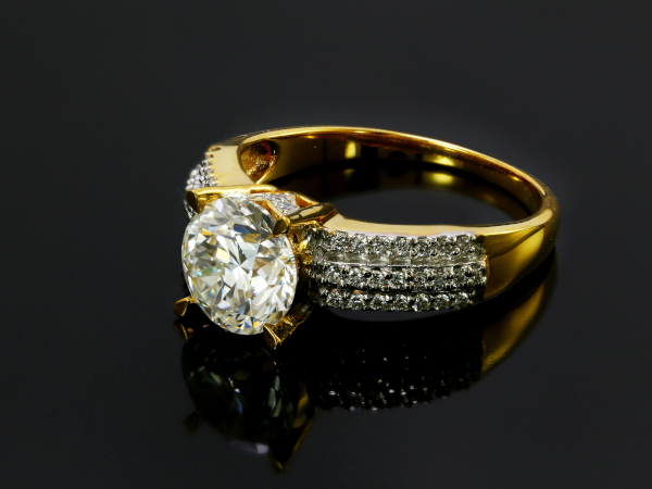 Diamantringe zum Bestpreis online kaufen | Juwelo